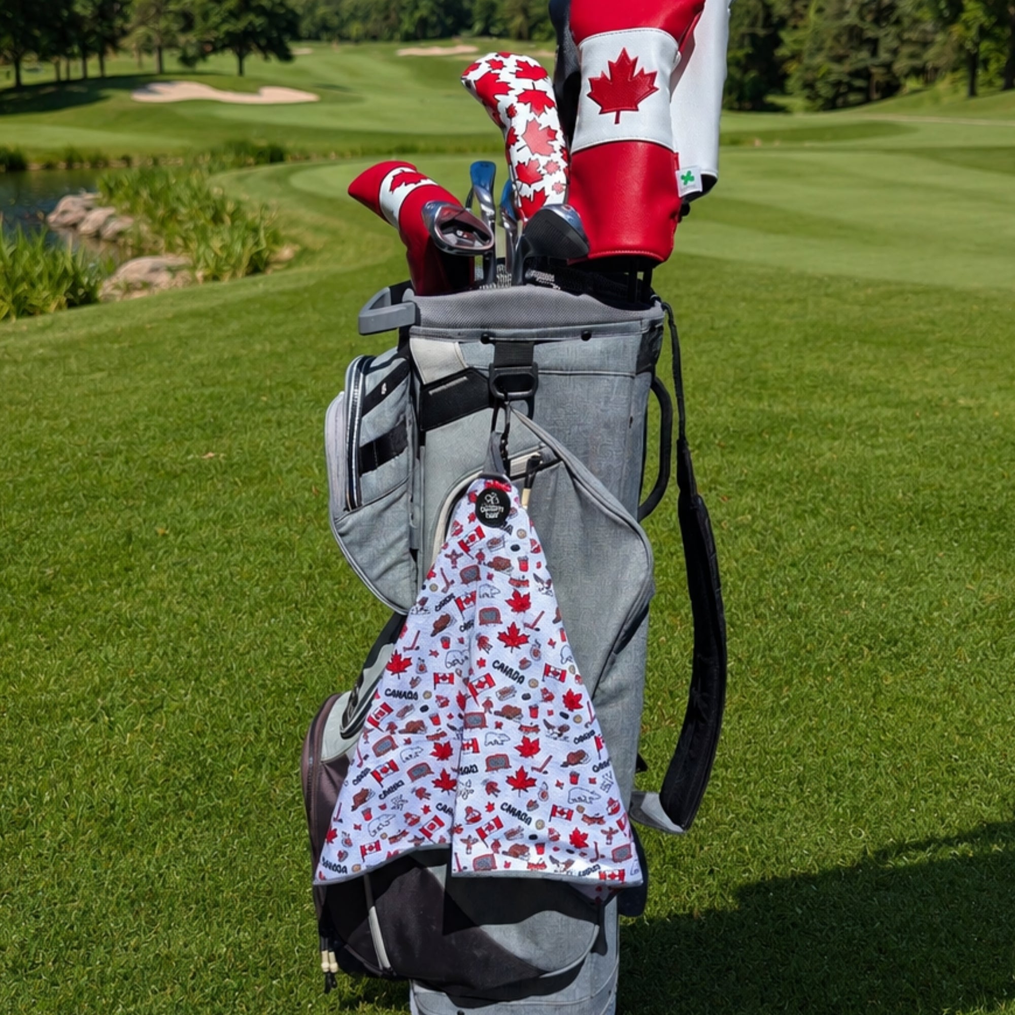 Canadian Icons - Magnetic Golf Waffle Towel