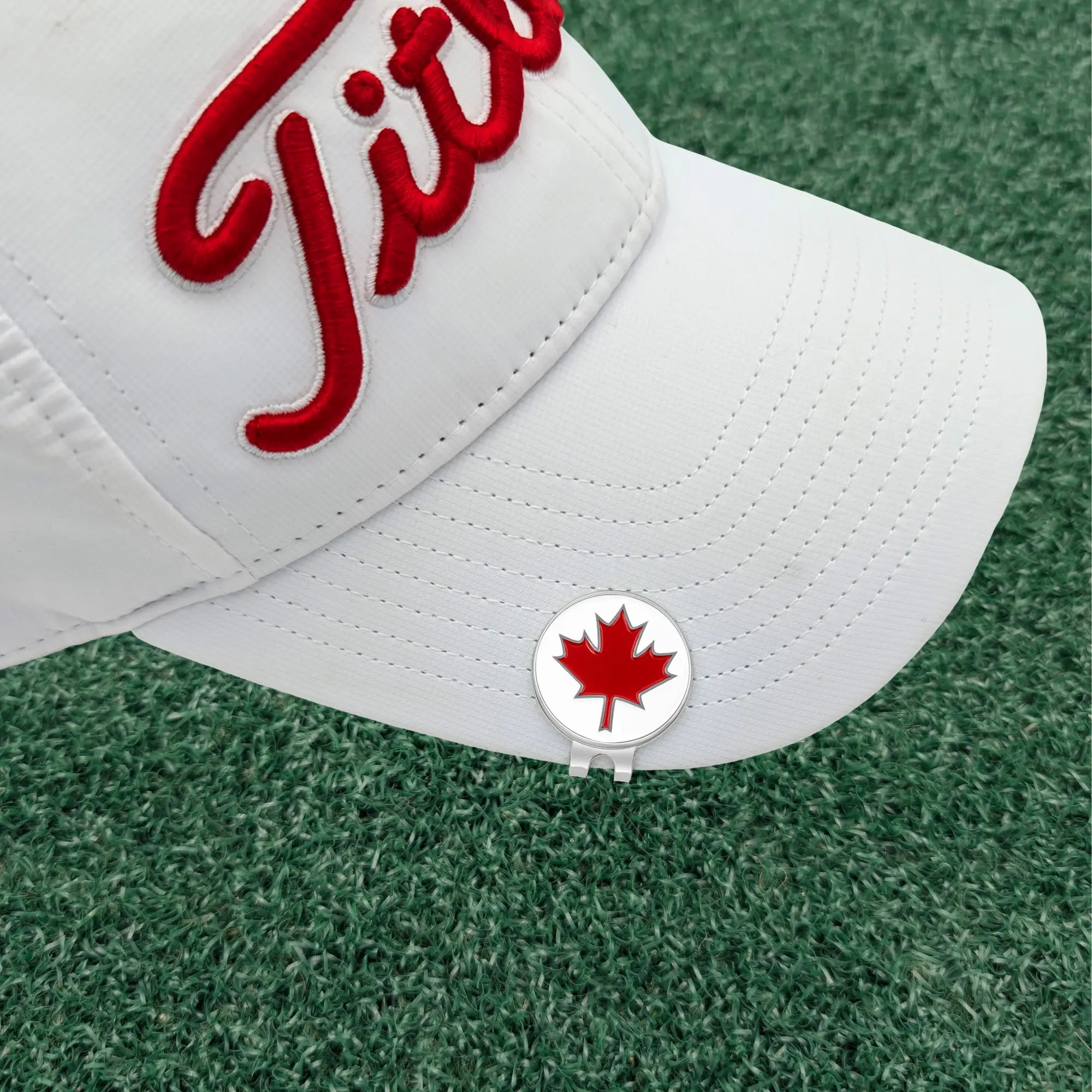 Canada Maple Leaf - Golf Ball Marker with Magnetic Golf Hat Clip